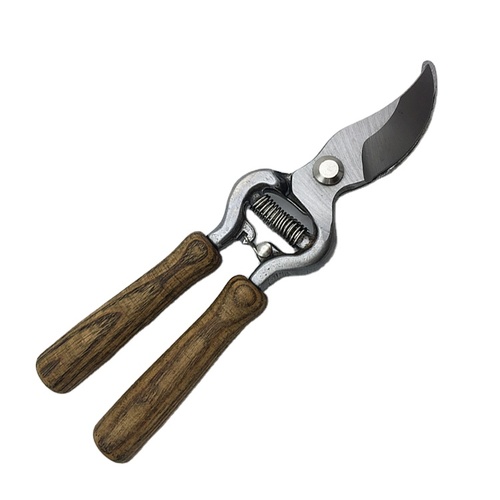 WOOD HANDLED SECATEURS - Rounded Handle